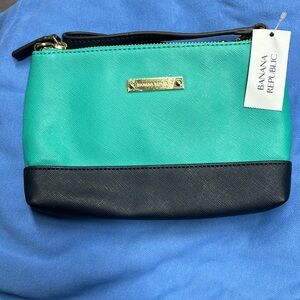 Banana republic clutch